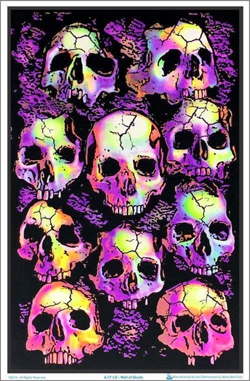 Posters Crypt Skulls - Black Light Poster 100169